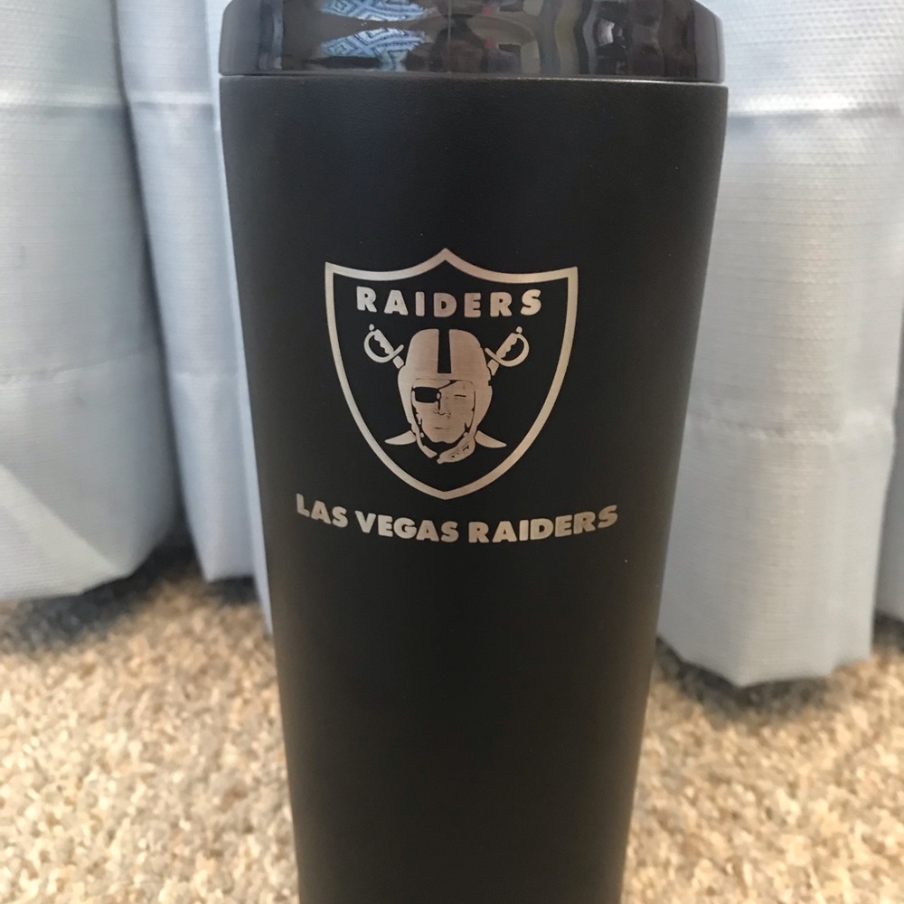 Las Vegas Raiders tumbler